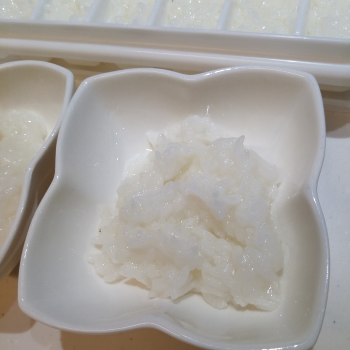 9 10ヶ月の離乳食 ご飯から5倍粥 レシピ 作り方 By さやまま 楽天レシピ 9 10ヶ月の離乳食 ご飯から5倍粥 レシピ 作り方 By さやまま 楽天レシピ